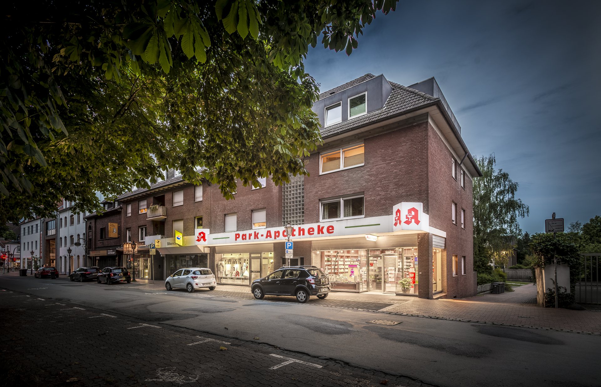 Die Fassade der Park Apotheke Haltern am See (Außenansicht)